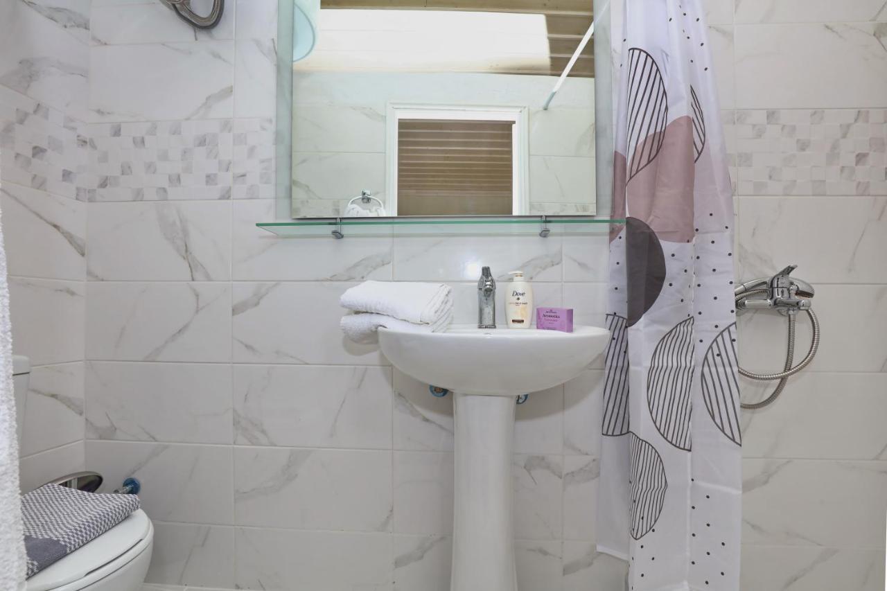 House Of Town Apartment Скопелос Екстериор снимка